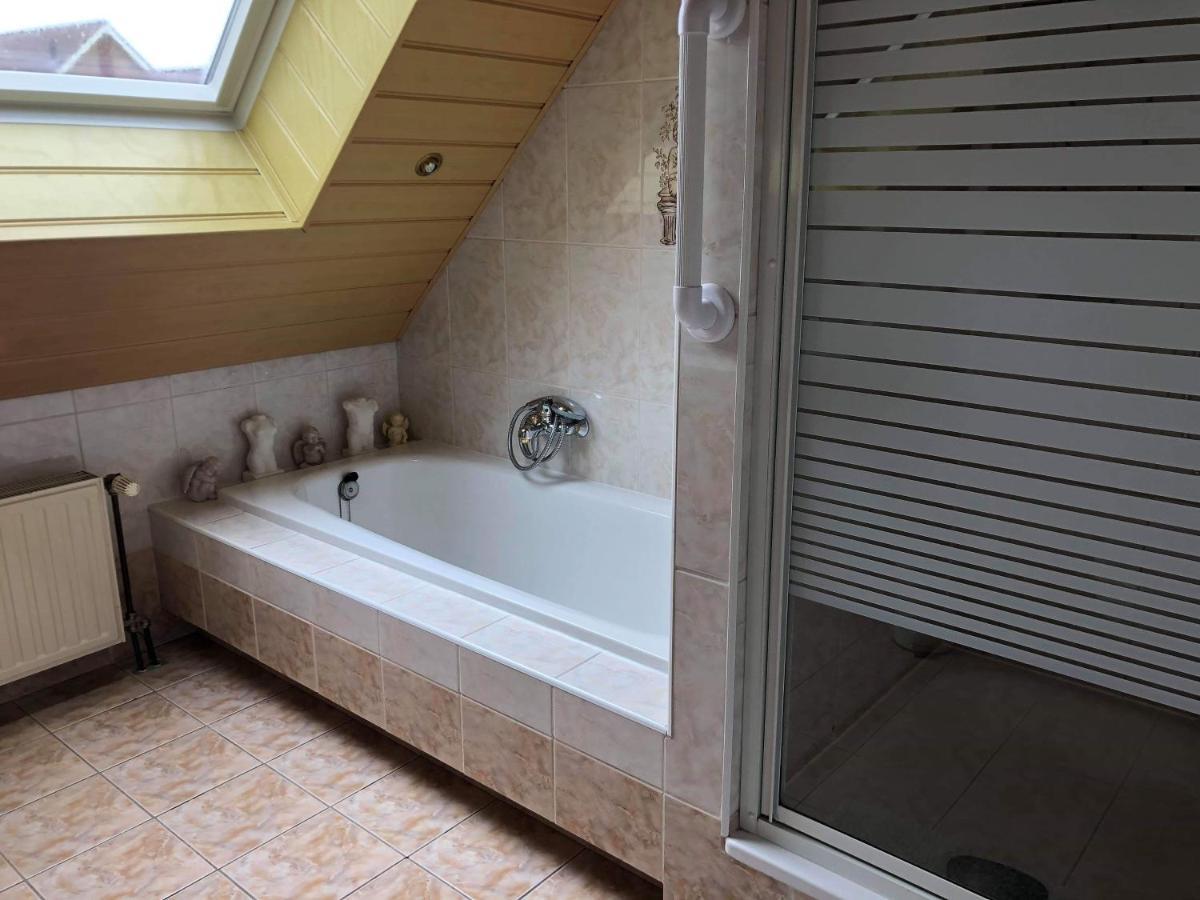 La Casa Aan Zee Apartman Ellemeet Kültér fotó